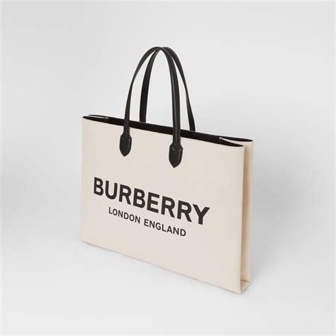 burberry sconti uomo|burberry sito ufficiale borse.